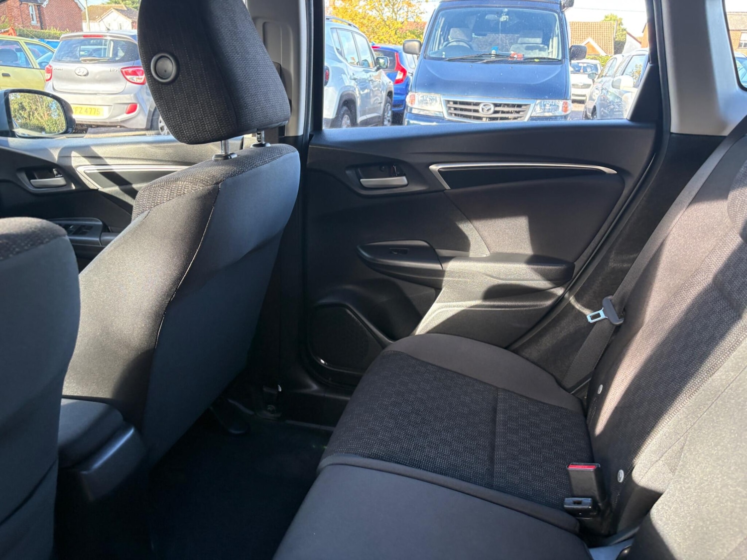 Used Honda Jazz 2016 for sale - 76632960: Photo 20