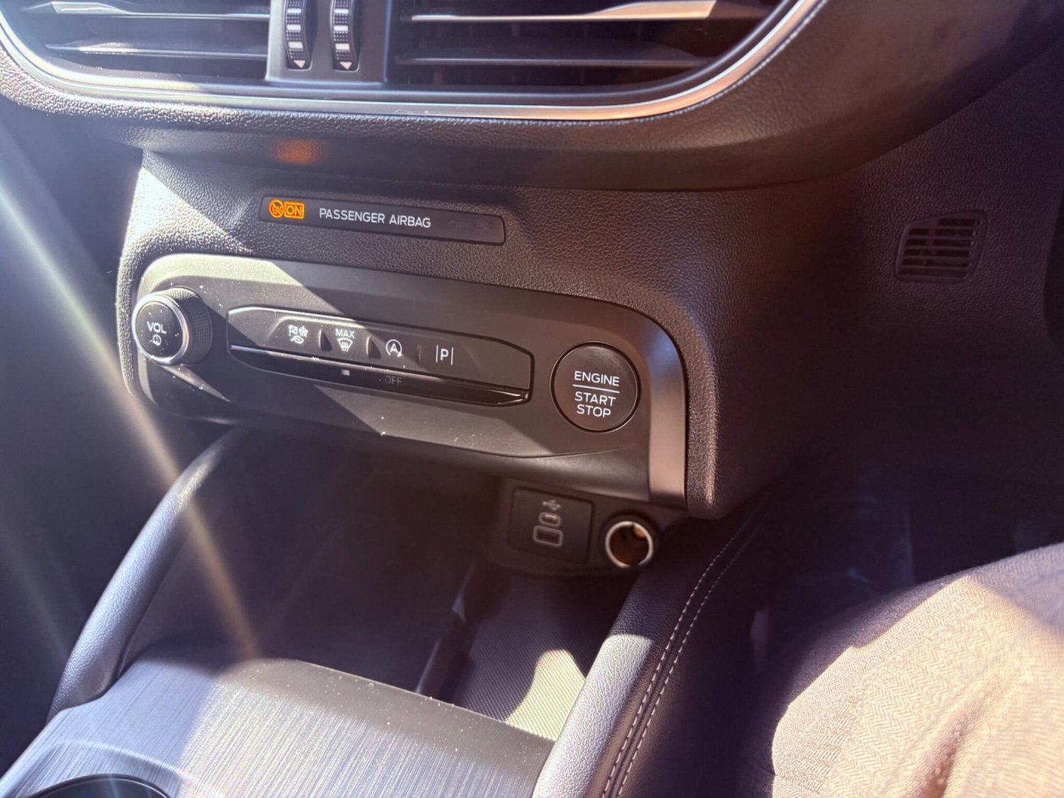 Used Ford Focus 2023 for sale - 77585682: Photo 18