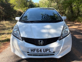 Used Honda Jazz 2014 for sale - 75687390: Photo