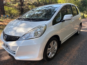 Used Honda Jazz 2014 for sale - 75687390: Photo
