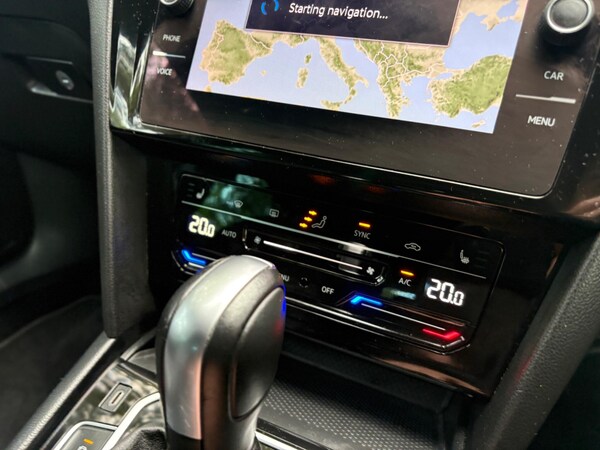Used Volkswagen Passat 2020 for sale - 76189903: Photo 22