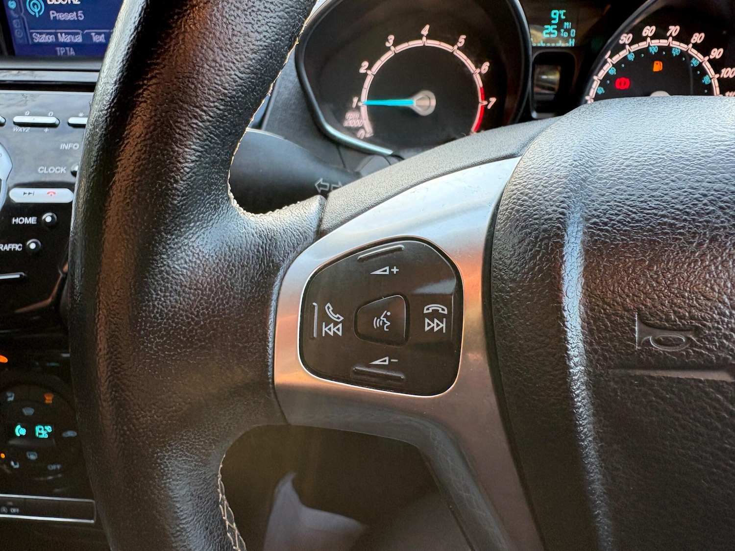 Used Ford Fiesta 2017 for sale - 77345339: Photo 21