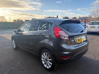 Used Ford Fiesta 2017 for sale - 77345339: Photo