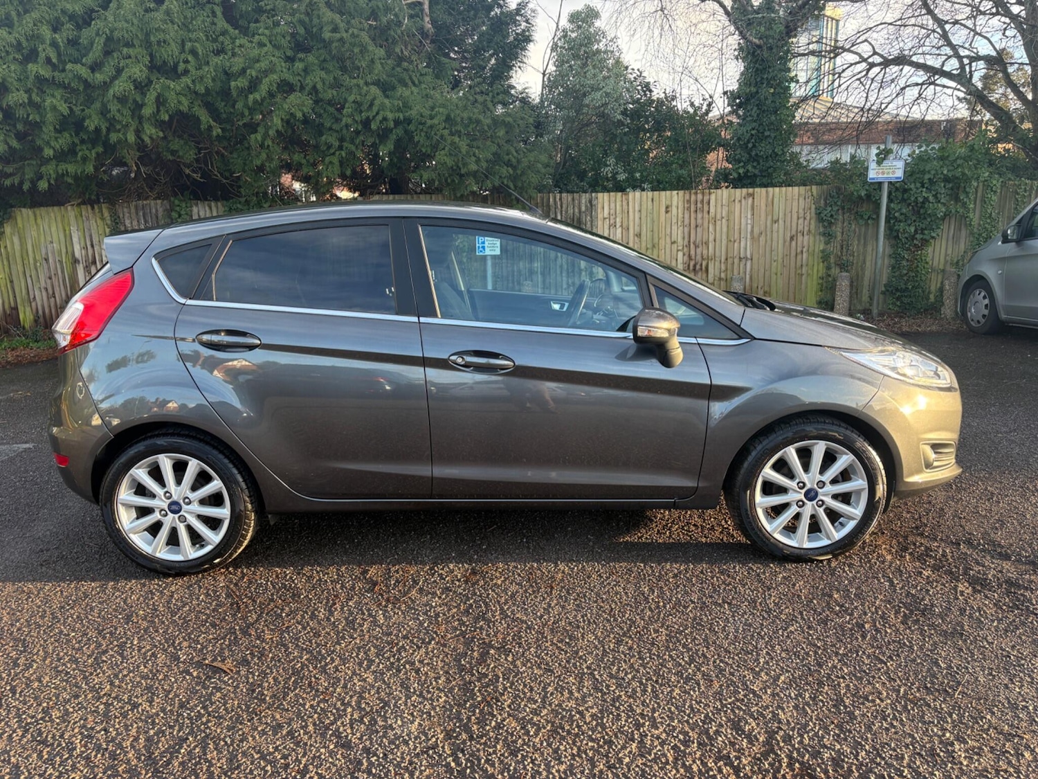 Used Ford Fiesta 2017 for sale - 77345339: Photo 9