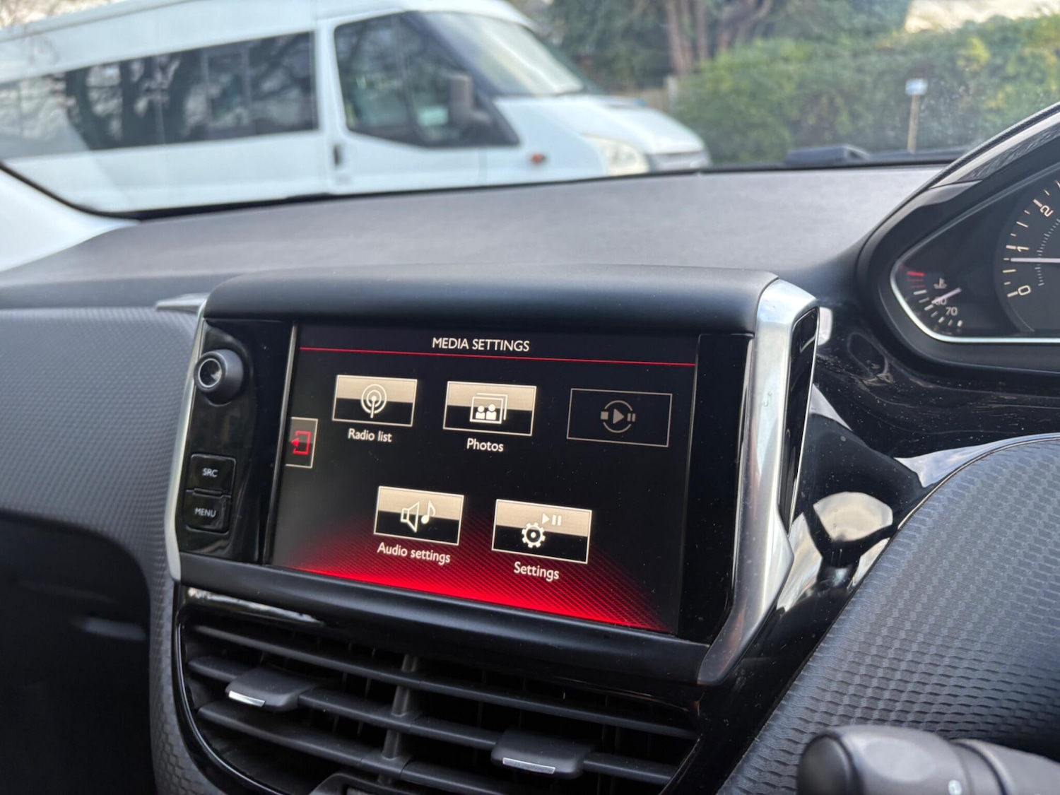 Used Peugeot 208 2016 for sale - 76592701: Photo 21