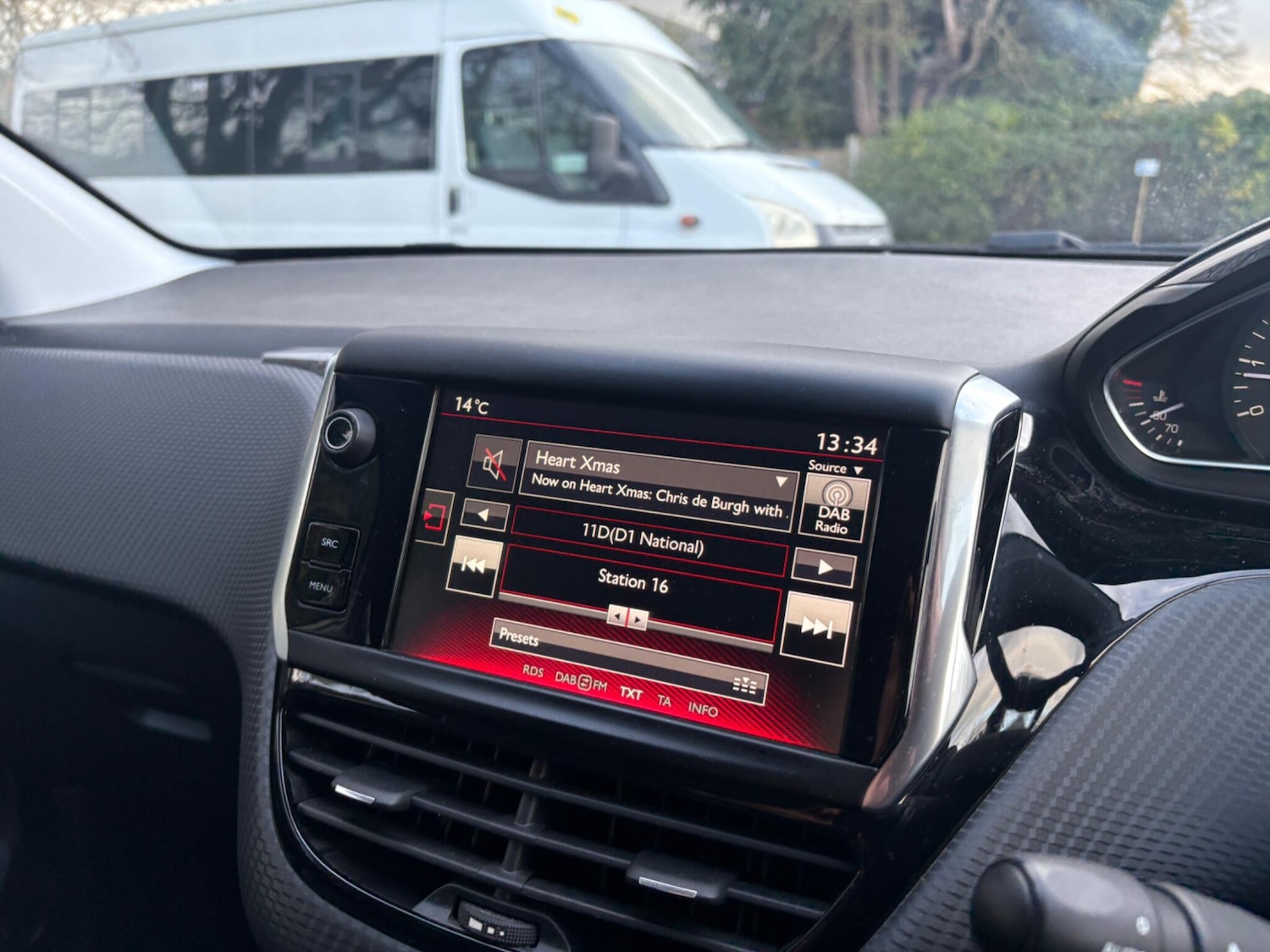 Used Peugeot 208 2016 for sale - 76592701: Photo 22