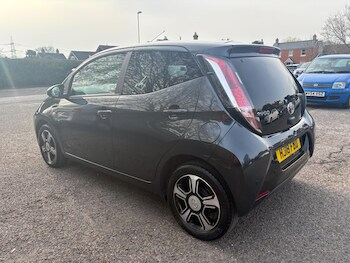 Used Toyota AYGO 2018 for sale - 77769402: Photo