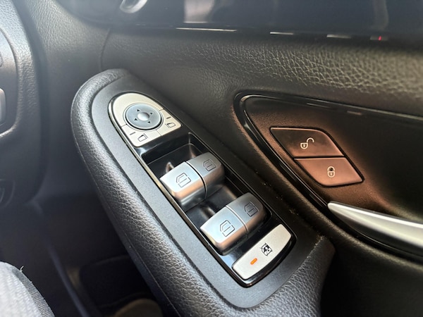 Used Mercedes-Benz C-Class 2015 for sale - 76200842: Photo 22