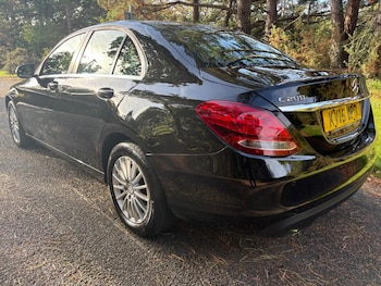 Used Mercedes-Benz C-Class 2015 for sale - 76200842: Photo 4