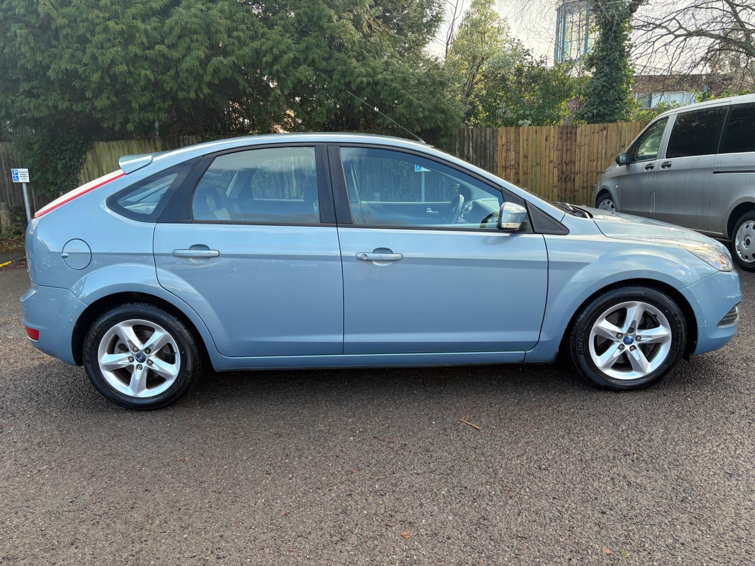 Used Ford Focus 2009 for sale - 77238120: Photo 7