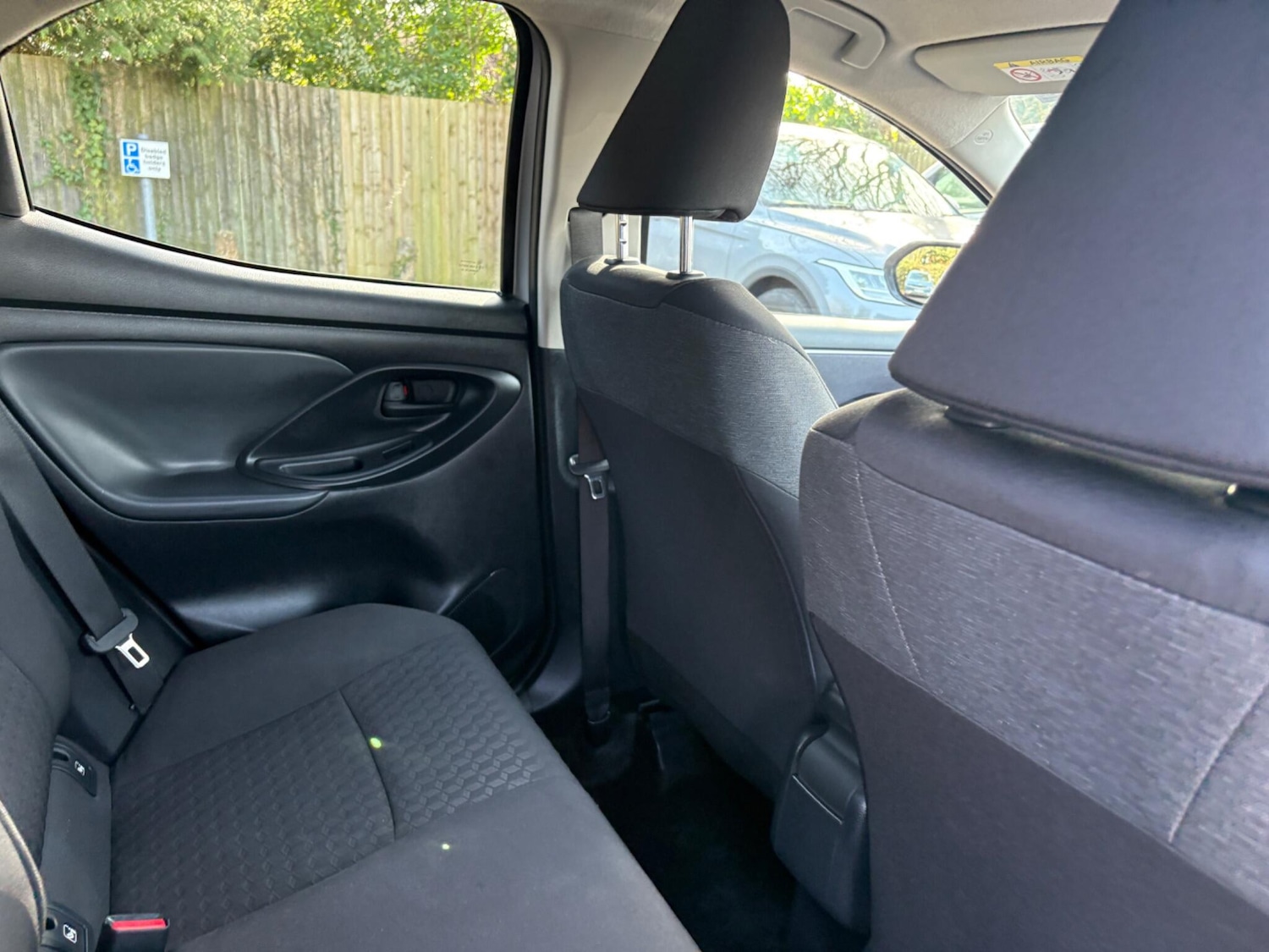 Used Toyota Yaris 2022 for sale - 77585805: Photo 17