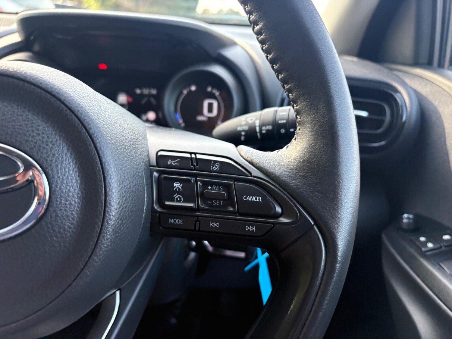 Used Toyota Yaris 2022 for sale - 77585805: Photo 21