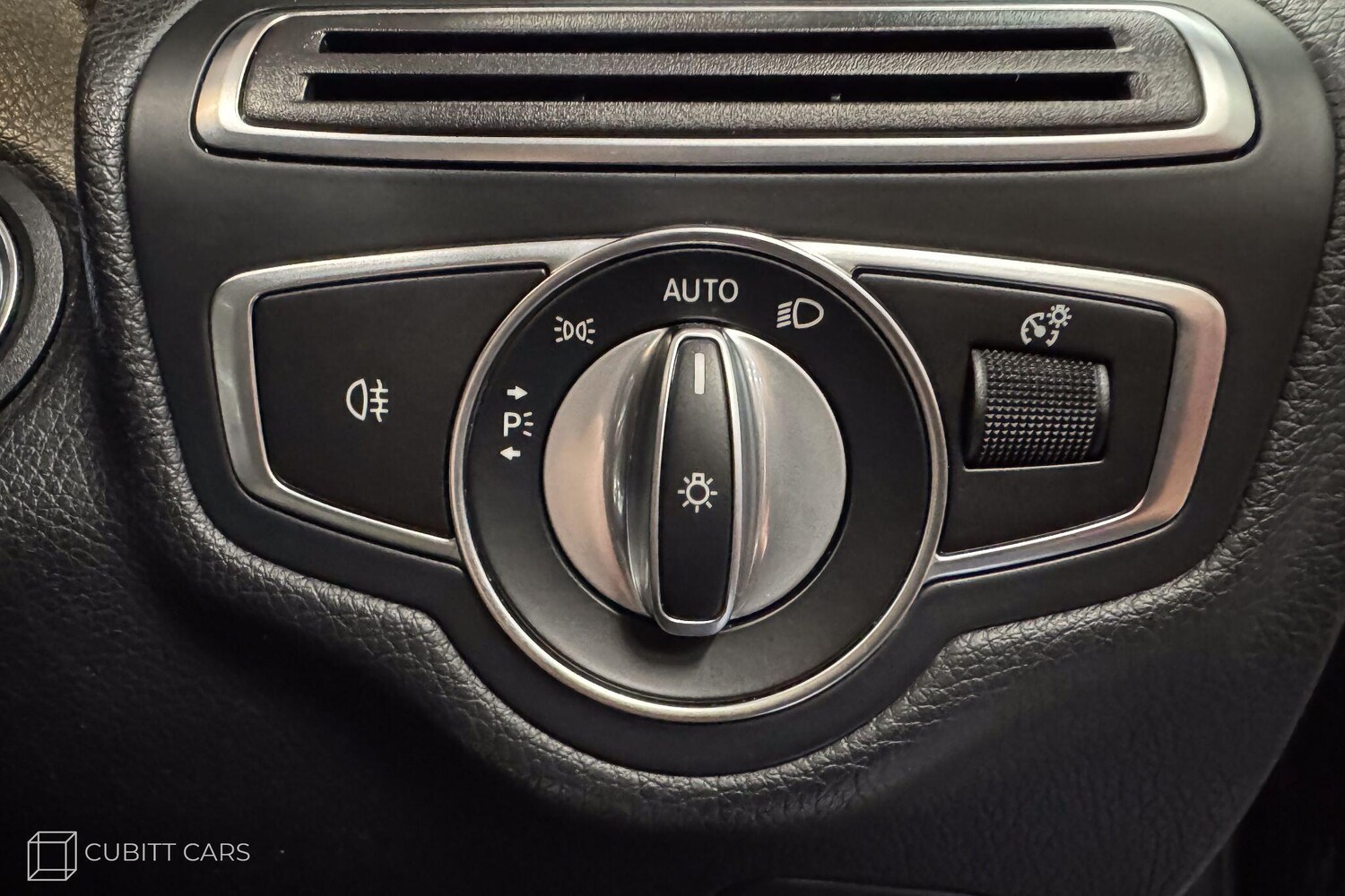 Used Mercedes-Benz C Class 2021 for sale - 76701366: Photo 24