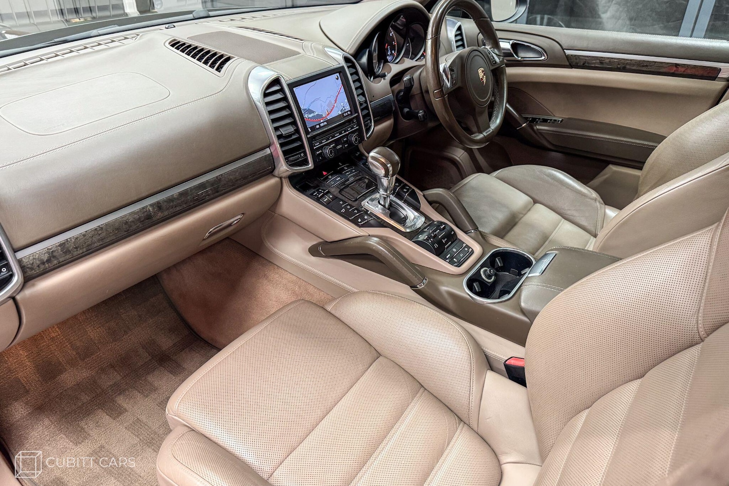 Used Porsche Cayenne 2011 for sale - 76201088: Photo 19