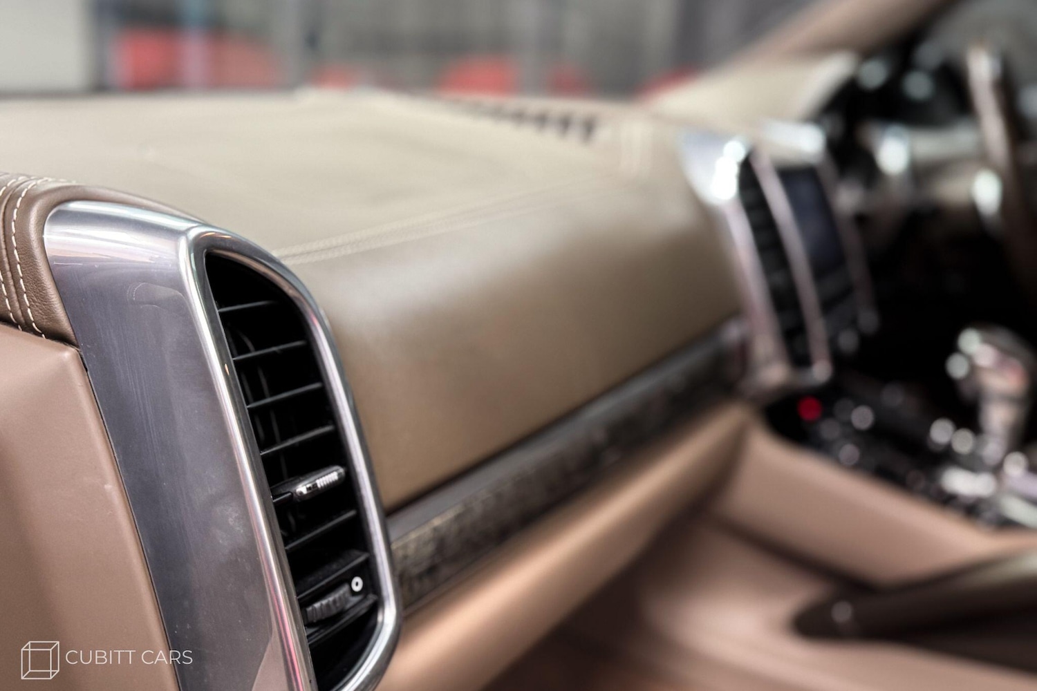 Used Porsche Cayenne 2011 for sale - 76201088: Photo 21