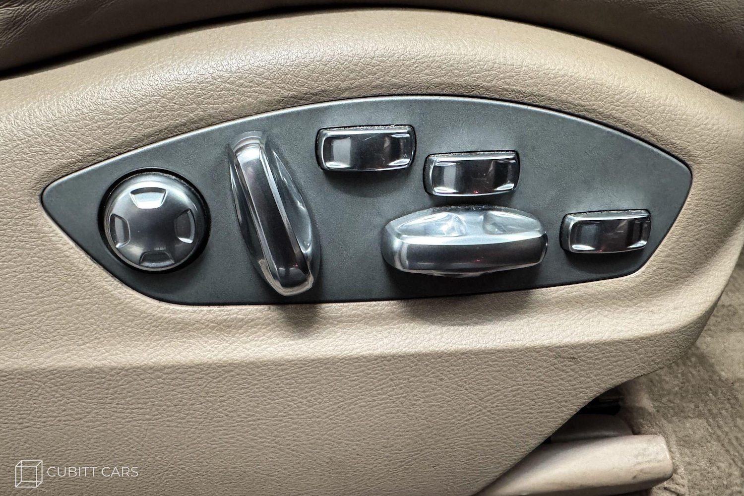 Used Porsche Cayenne 2011 for sale - 76201088: Photo 23