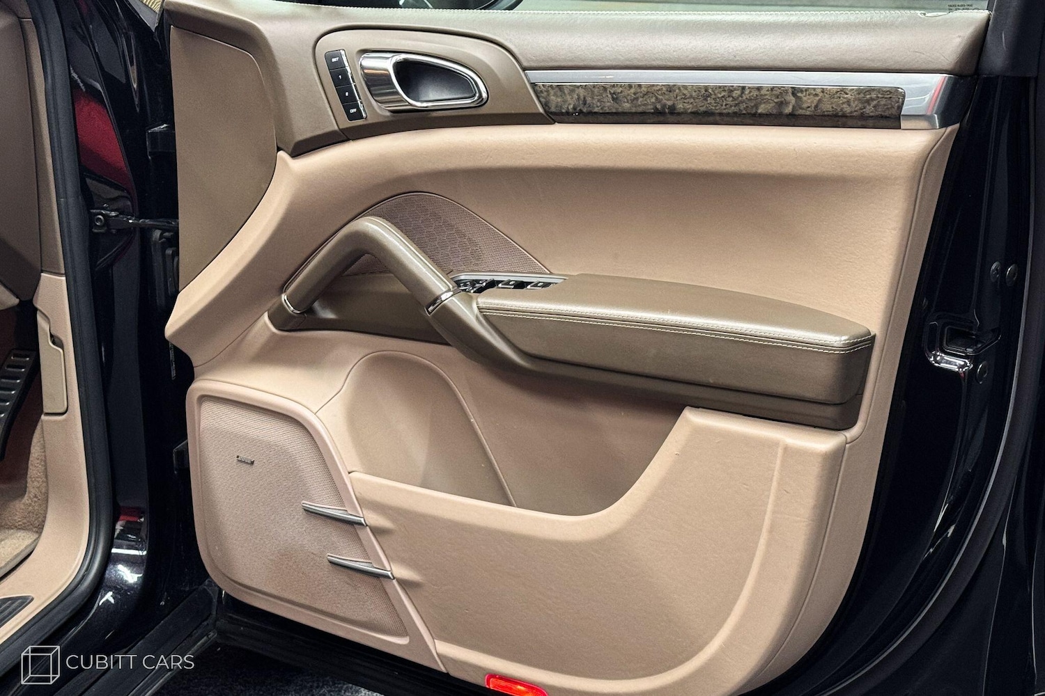 Used Porsche Cayenne 2011 for sale - 76201088: Photo 27