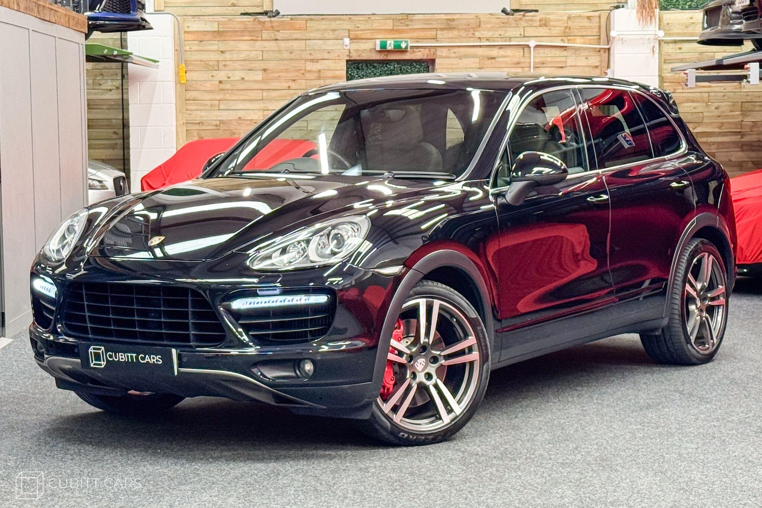 Used Porsche Cayenne 2011 for sale - 76201088: Photo 3
