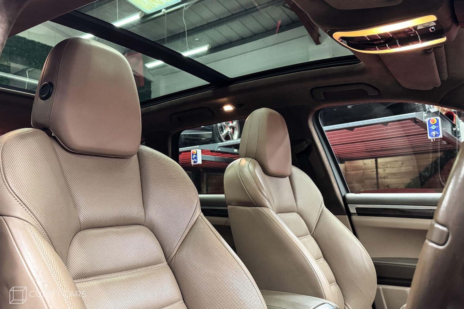 Used Porsche Cayenne 2011 for sale - 76201088: Photo 8