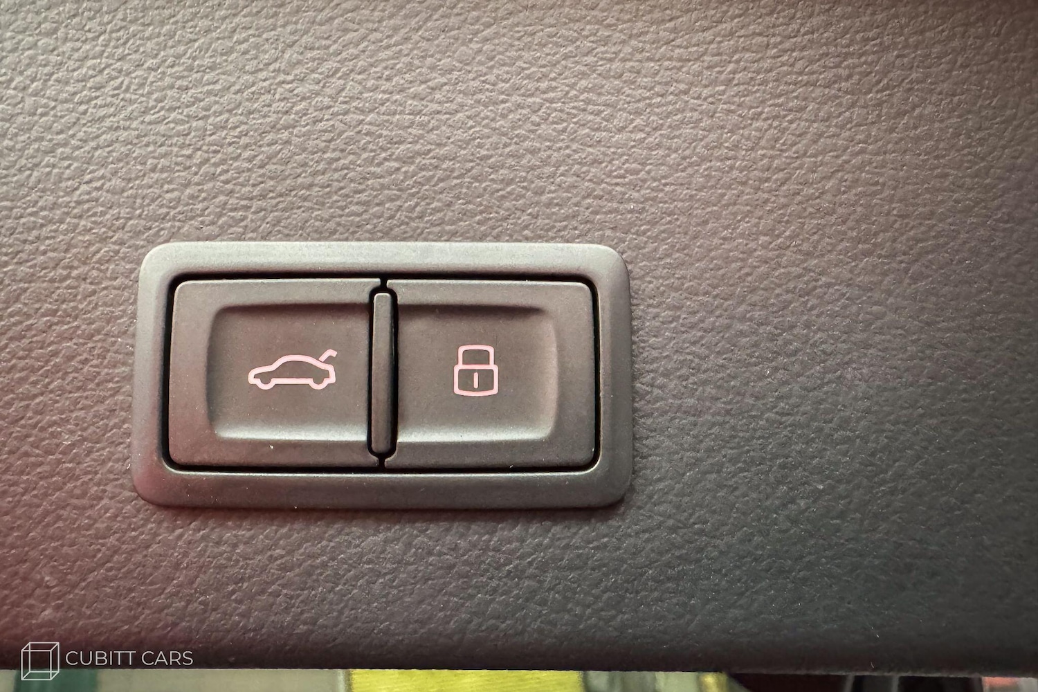 Used Audi RS6 Avant 2017 for sale - 76215573: Photo 24