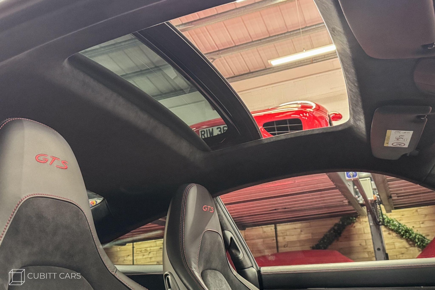 Used Porsche 911 2017 for sale - 76188997: Photo 18