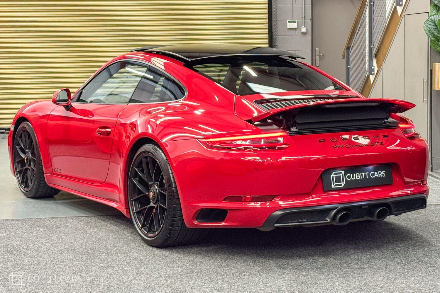 Used Porsche 911 2017 for sale - 76188997: Photo 4