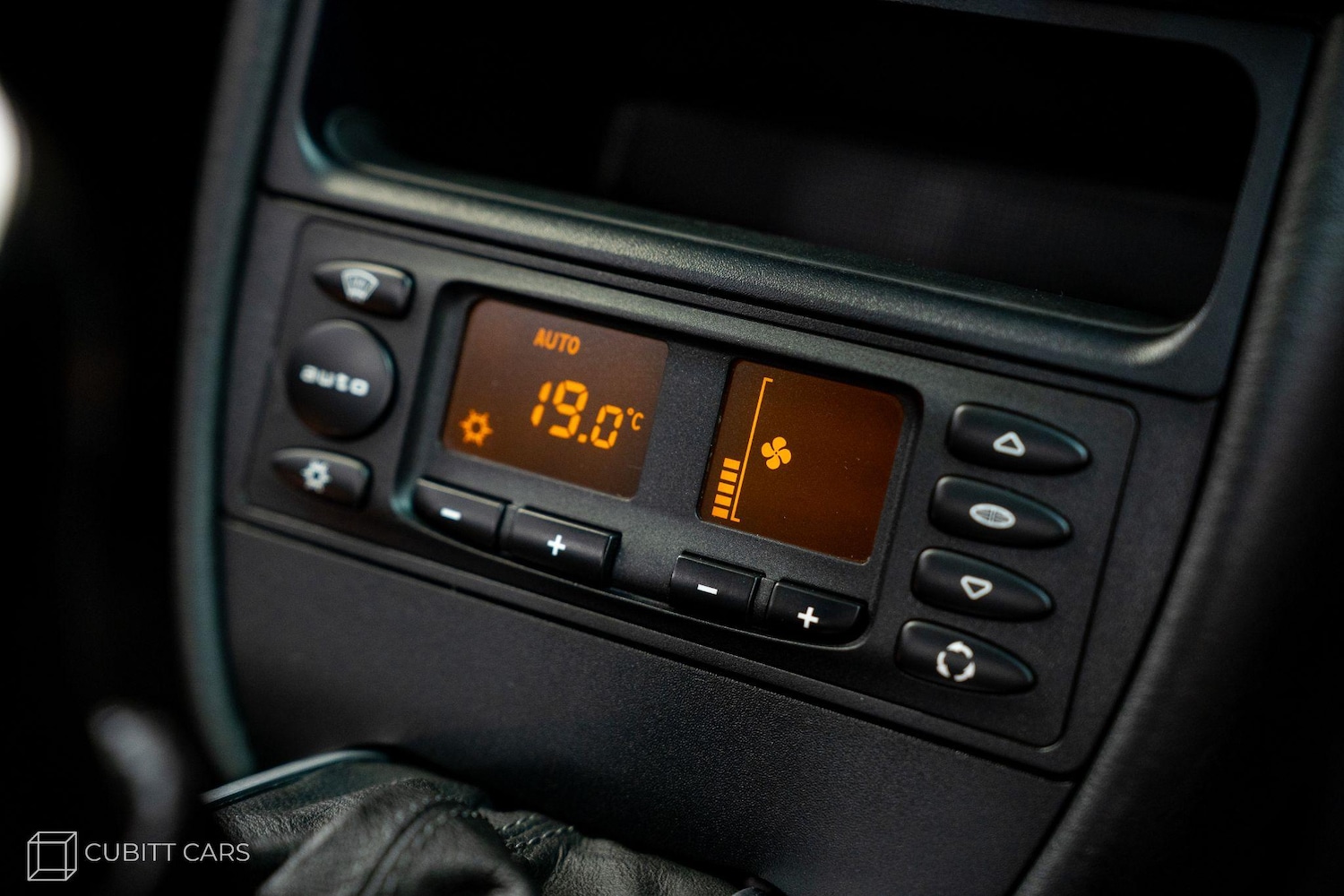 Used Porsche 911 2002 for sale - 76189737: Photo 23