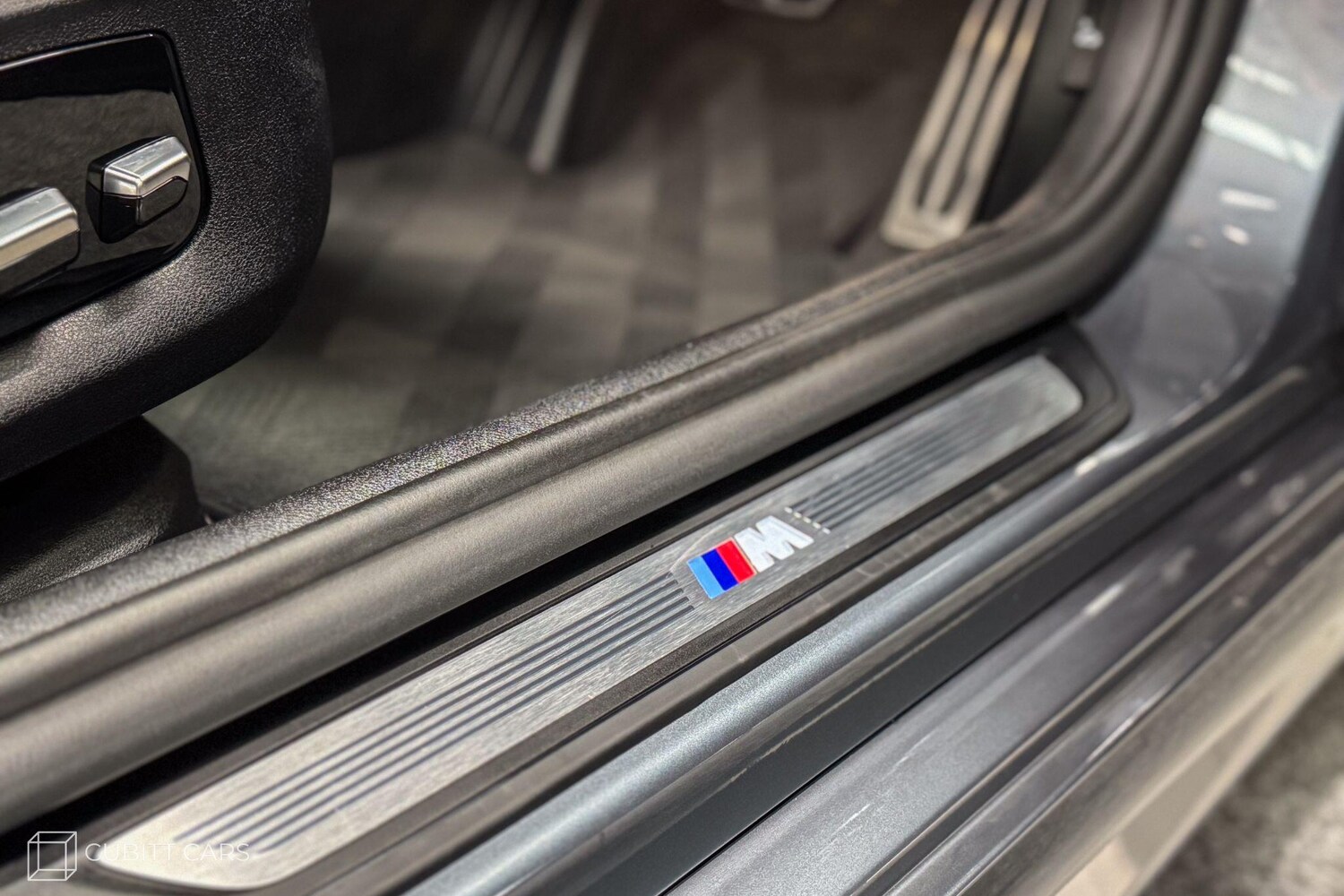 Used BMW 5 Series 2019 for sale - 76327324: Photo 21