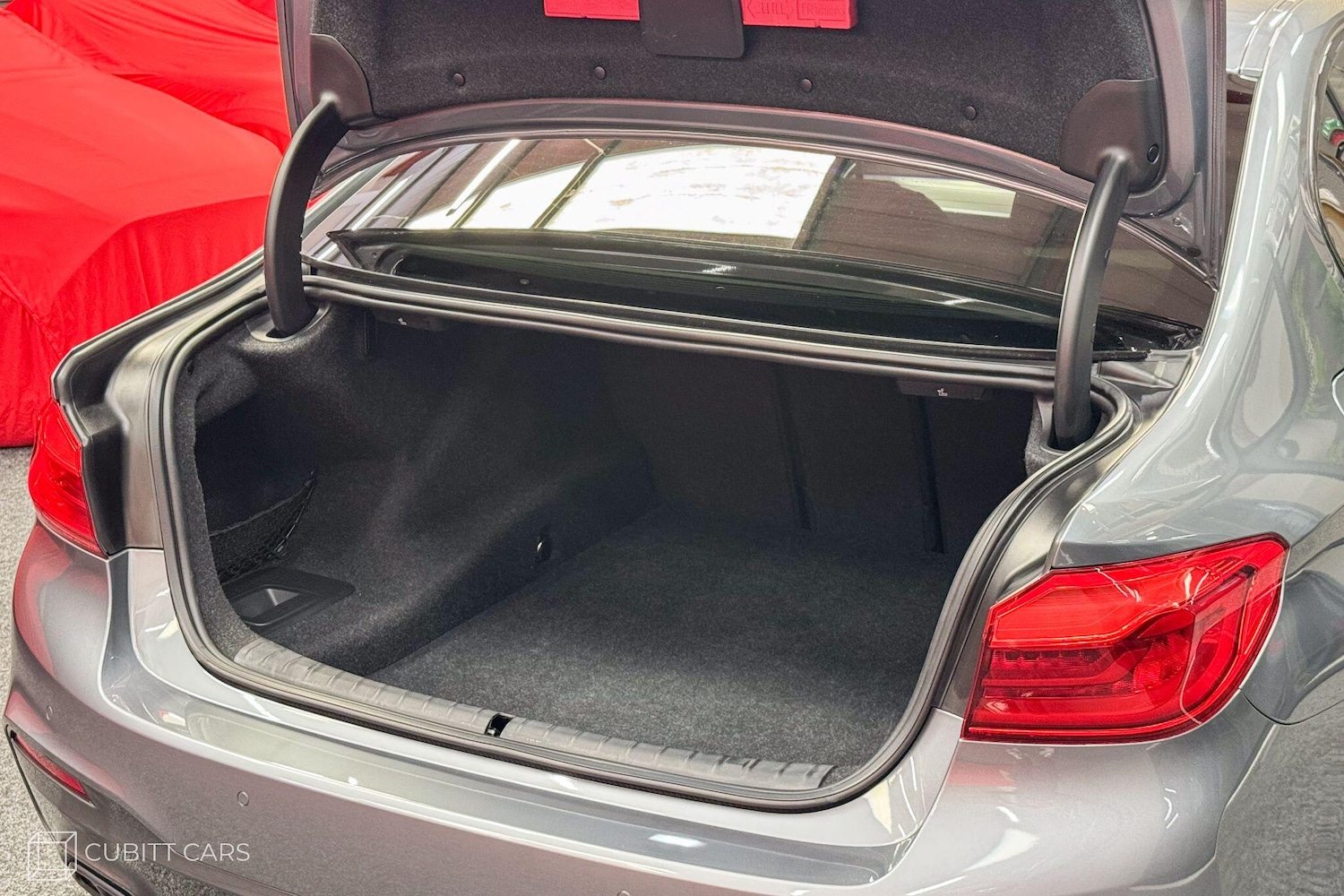 Used BMW 5 Series 2019 for sale - 76327324: Photo 35