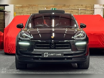 Used Porsche Macan 2022 for sale - 76314489: Photo 2