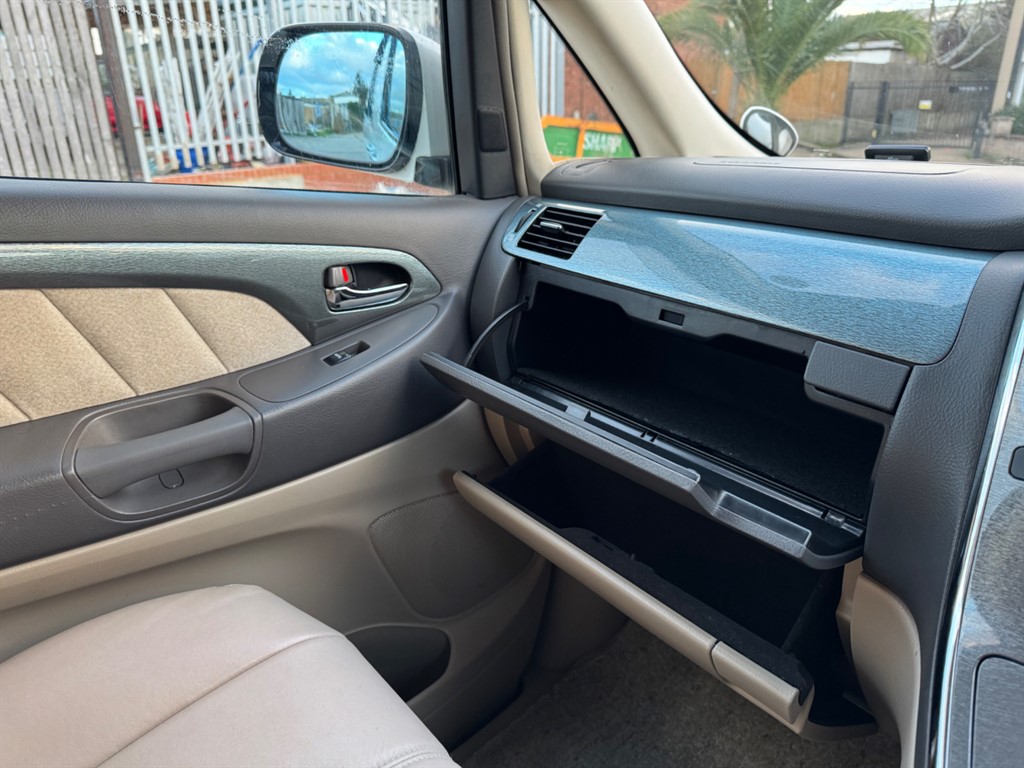 Used Toyota Alphard 2023 for sale - 77160861: Photo 20