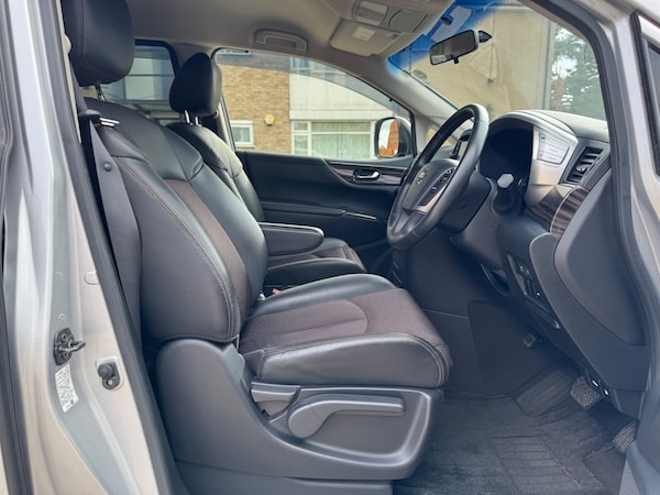 Used Nissan Elgrand 2017 for sale - 75797059: Photo 10