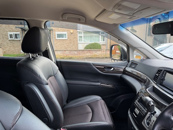 Used Nissan Elgrand 2017 for sale - 75797059: Photo 13