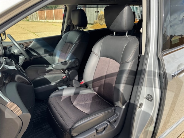 Used Nissan Elgrand 2017 for sale - 75797059: Photo 15