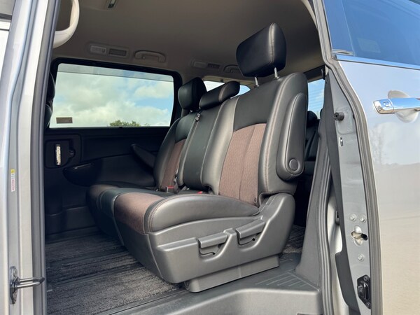 Used Nissan Elgrand 2017 for sale - 75797059: Photo 24