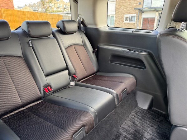 Used Nissan Elgrand 2017 for sale - 75797059: Photo 28