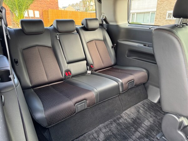 Used Nissan Elgrand 2017 for sale - 75797059: Photo 29