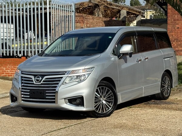 Used Nissan Elgrand 2017 for sale - 75797059: Photo 3