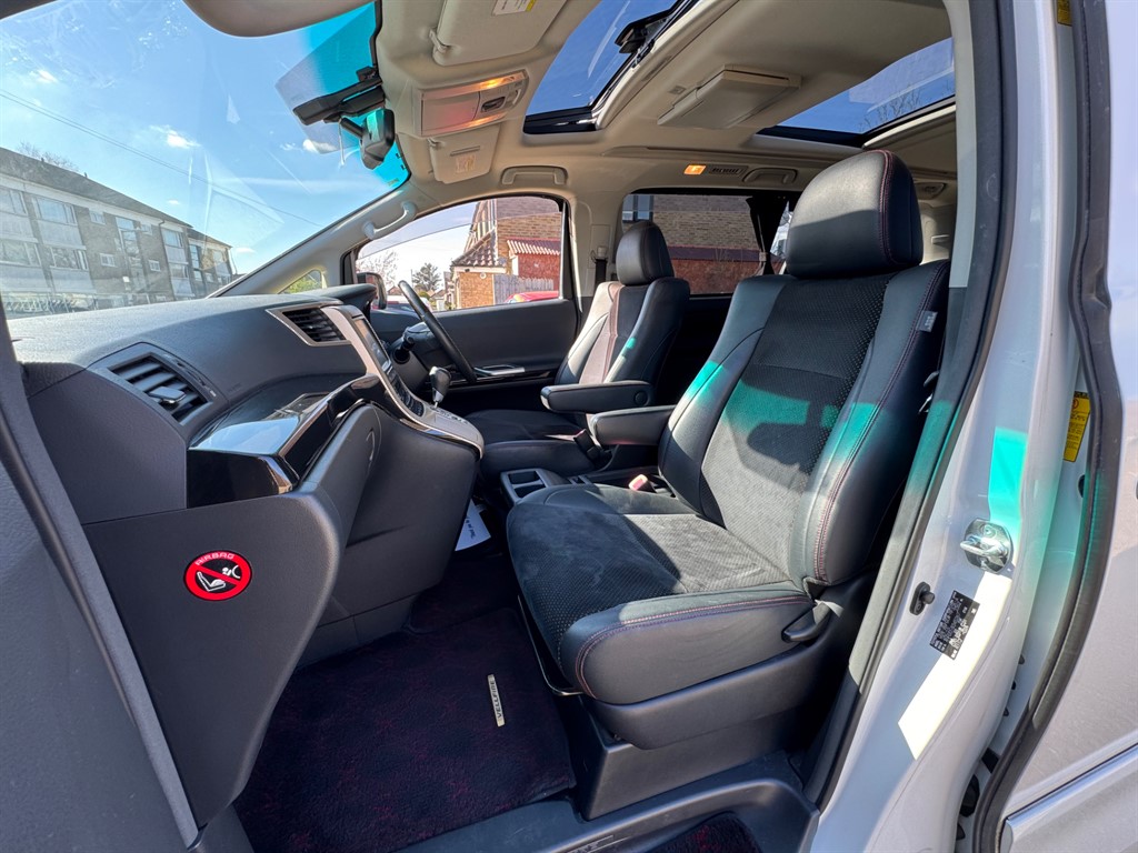 Used Toyota Vellfire 2014 for sale - 78123318: Photo 17