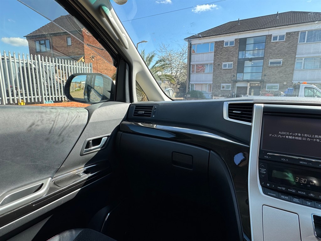 Used Toyota Vellfire 2014 for sale - 78123318: Photo 21