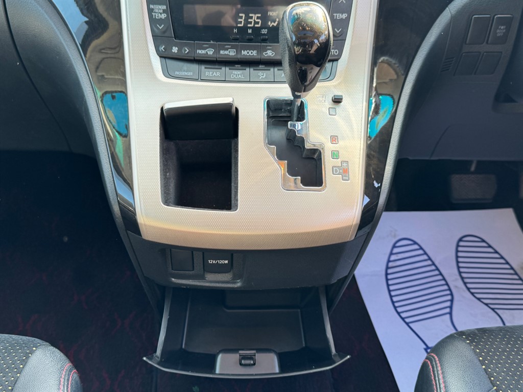 Used Toyota Vellfire 2014 for sale - 78123318: Photo 30