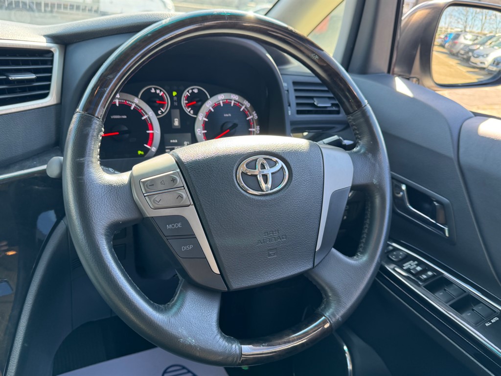 Used Toyota Vellfire 2014 for sale - 78123318: Photo 32