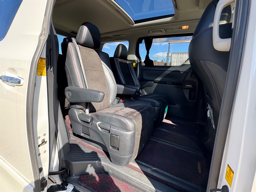 Used Toyota Vellfire 2014 for sale - 78123318: Photo 44