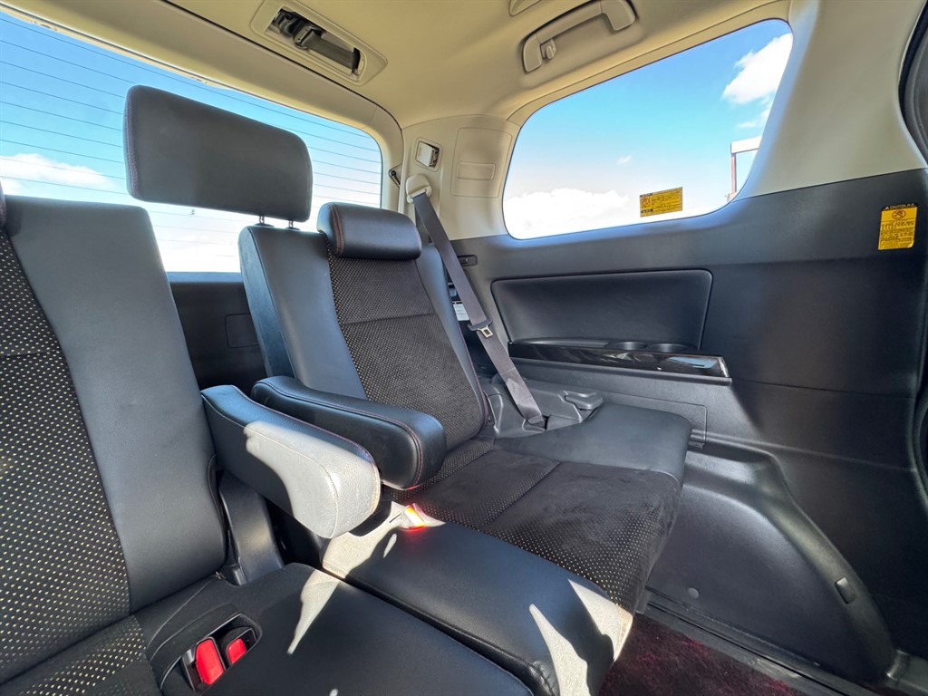 Used Toyota Vellfire 2014 for sale - 78123318: Photo 57