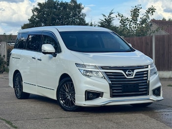 Used Nissan Elgrand 2017 for sale - 75895196: Photo