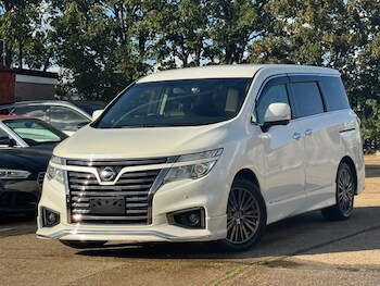Used Nissan Elgrand 2017 for sale - 75895196: Photo