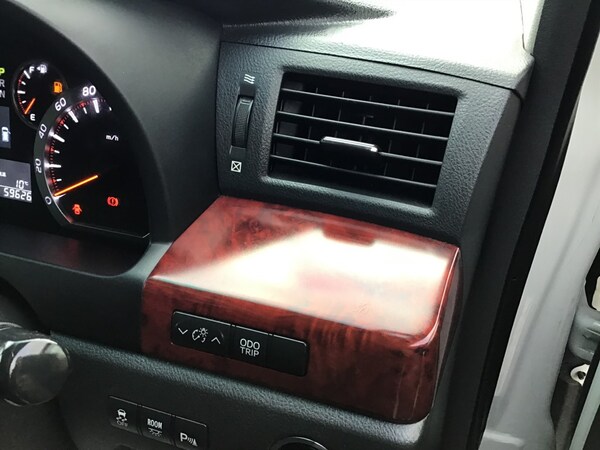 Used Toyota Vellfire 2010 for sale - 70268173: Photo 38