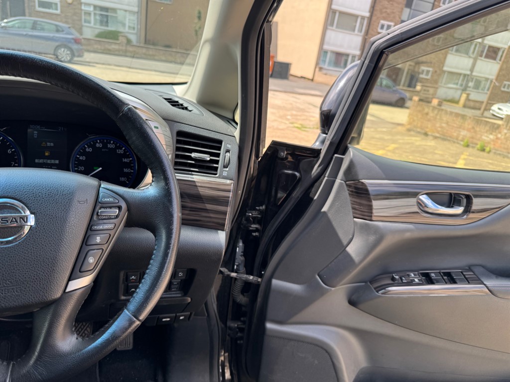 Used Nissan Elgrand 2025 for sale - 76544652: Photo 12