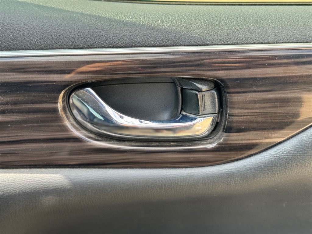 Used Nissan Elgrand 2025 for sale - 76544652: Photo 14