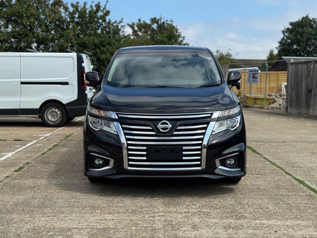 Used Nissan Elgrand 2025 for sale - 76544652: Photo 2